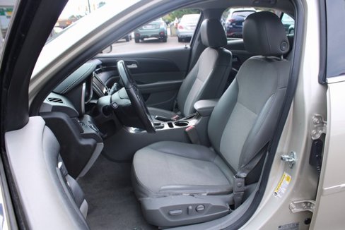 Used 2015 Chevrolet Malibu LT image 14