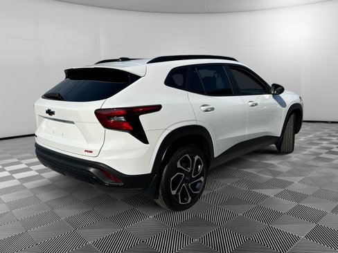New 2025 Chevrolet Trax RS w/ Driver Confidence Package image 7