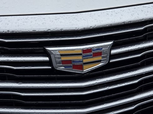 Used 2017 Cadillac XT5 FWD image 5