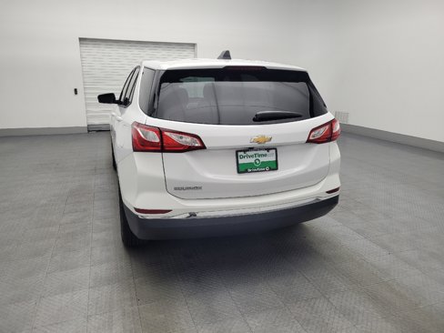 Used 2018 Chevrolet Equinox LS image 6