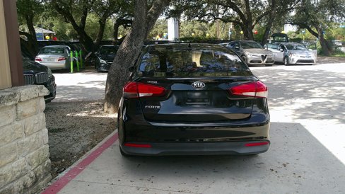 Used 2018 Kia Forte LX image 5