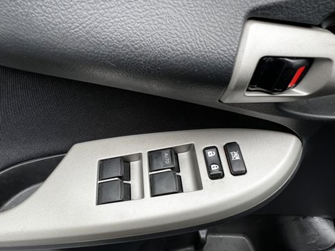 Used 2013 Toyota Corolla S image 13