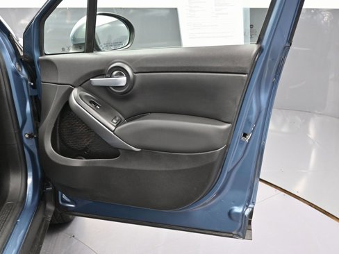 Used 2019 FIAT 500X Pop image 38