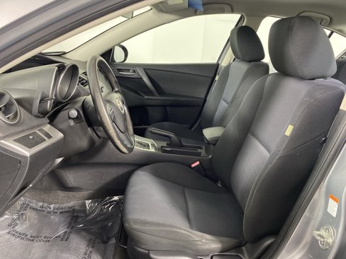 Used 2011 MAZDA MAZDA3 i Touring image 12