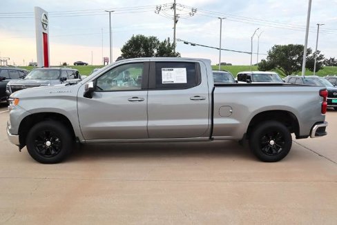 Used 2023 Chevrolet Silverado 1500 LT w/ Protection Package image 2
