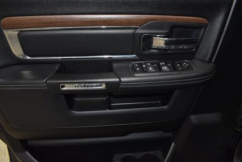 Used 2016 RAM 1500 Laramie w/ Convenience Group image 33