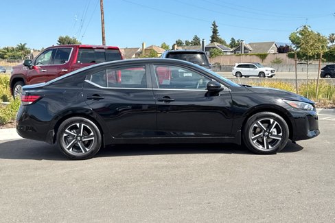 New 2025 Nissan Sentra SV w/ Trunk Package image 3