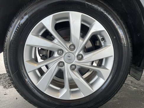 Used 2020 Hyundai Tucson SE image 54