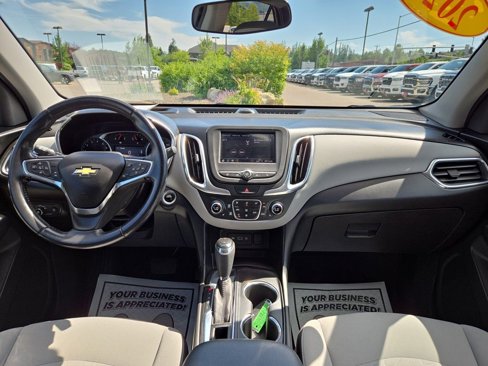 Used 2021 Chevrolet Equinox LT w/ Driver Convenience Package image 18