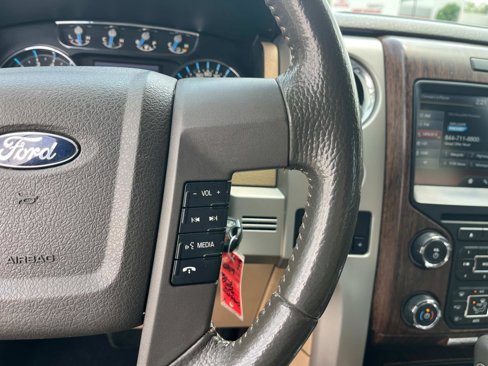 Used 2014 Ford F150 Lariat w/ Lariat Chrome Package image 18