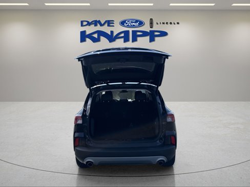 Used 2021 Ford Escape SEL w/ Technology Package image 9