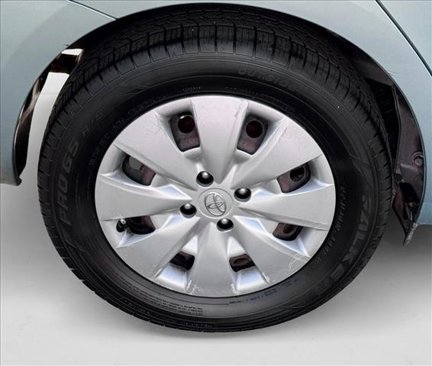 Used 2010 Toyota Yaris Sedan image 5