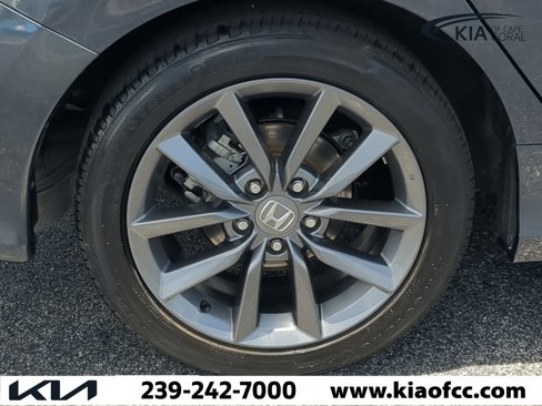 Used 2020 Honda Civic EX image 10