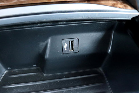 Used 2018 BMW 740i xDrive image 35