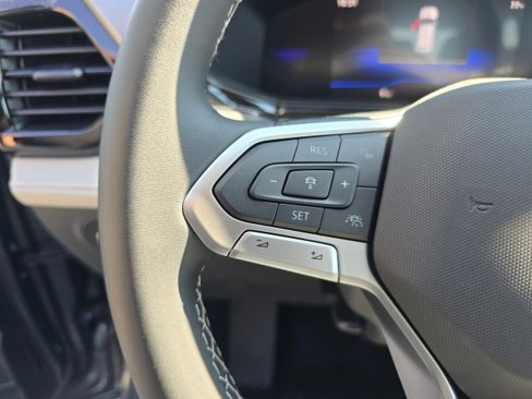 New 2025 Volkswagen Taos S image 28