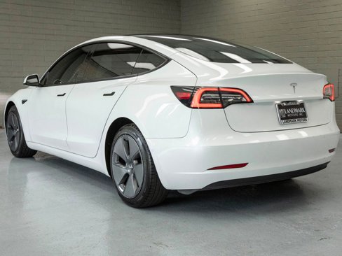 Used 2021 Tesla Model 3 Standard Range Plus image 35
