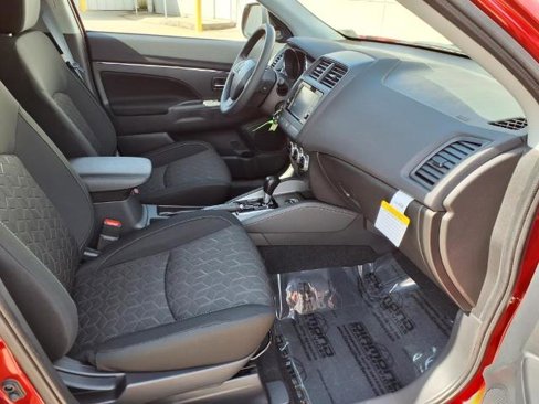 New 2025 Mitsubishi Outlander Sport ES image 9