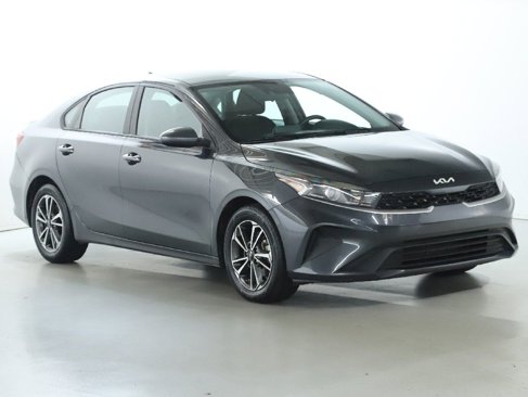 Used 2023 Kia Forte LXS image 9