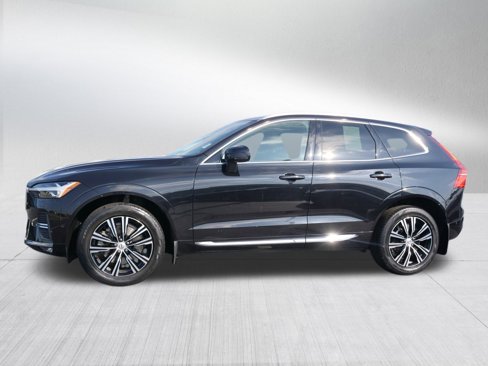 Used 2022 Volvo XC60 B6 Inscription image 6