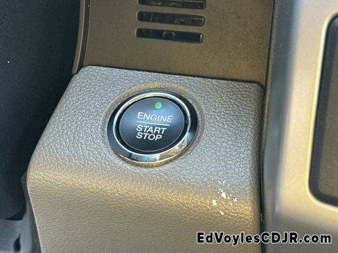 Used 2020 Ford F150 Lariat image 37