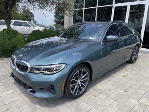 Used 2020 BMW 330i xDrive Sedan w/ Convenience Package image 3