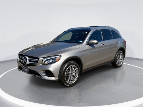 Used 2019 Mercedes-Benz GLC 300 4MATIC image 1