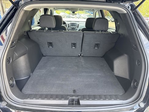 Used 2023 Chevrolet Equinox LS image 25