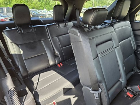 Used 2020 Ford Explorer XLT w/ Equipment Group 202A image 18