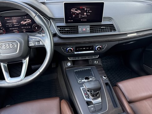 Used 2018 Audi Q5 Prestige w/ Prestige Package image 39