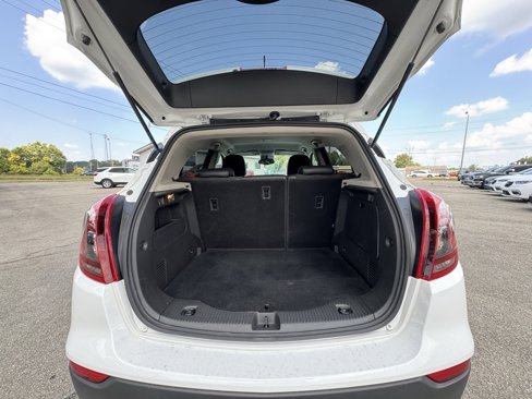 Used 2022 Buick Encore Preferred w/ Safety Package image 5