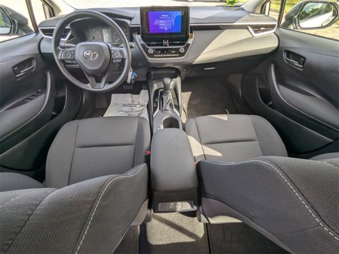 Used 2025 Toyota Corolla LE image 4
