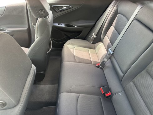 Used 2023 Chevrolet Malibu LT image 13