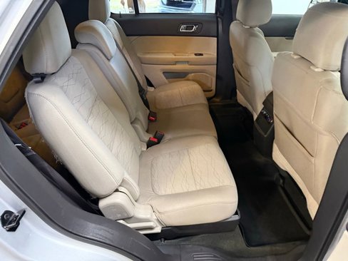 Used 2015 Ford Explorer 4WD image 32