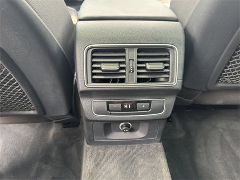 Used 2018 Audi Q5 2.0T Premium image 17