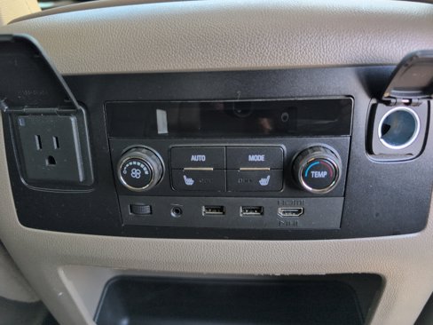 Used 2018 GMC Yukon SLT w/ Open Road Package image 21