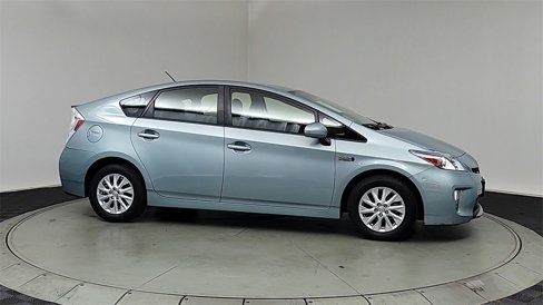 Used 2013 Toyota Prius Plug-In Hybrid image 8