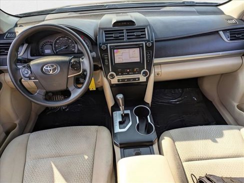 Used 2014 Toyota Camry LE image 13