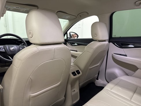 Used 2021 Buick Envision Essence image 48