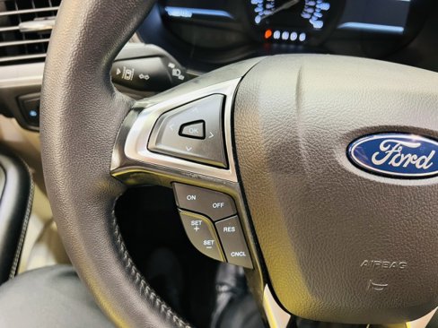 Used 2023 Ford Edge Titanium image 21