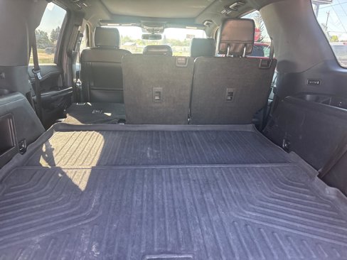 Used 2019 Ford Expedition XLT w/ Equipment Group 202A image 9