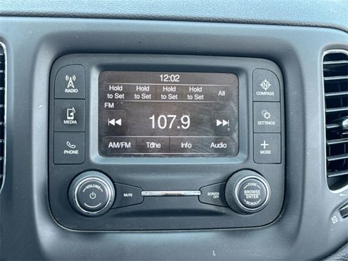 Used 2018 Jeep Compass Sport image 16