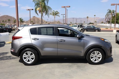Used 2018 Kia Sportage LX image 3