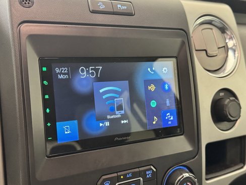 Used 2013 Ford F150 XLT w/ Mid Equipment Group image 17