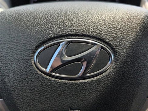 Used 2021 Hyundai Accent SE image 25