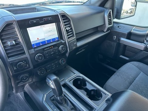Used 2020 Ford F150 XLT image 24
