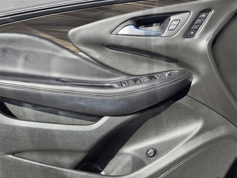Used 2019 Buick Envision Essence image 21