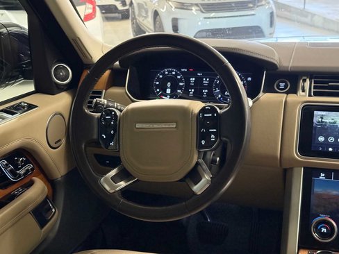Used 2019 Land Rover Range Rover HSE image 15