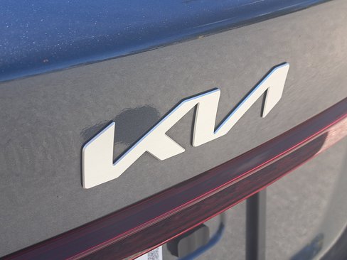 Used 2024 Kia Forte LXS image 12