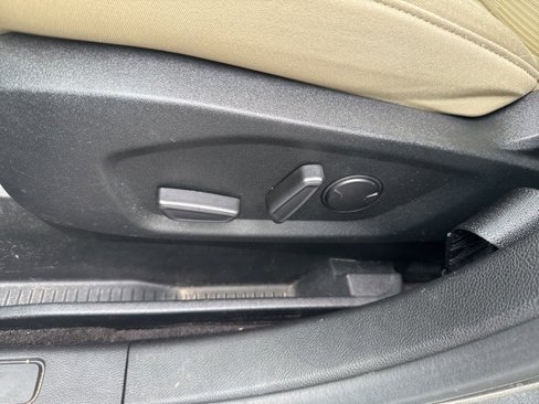 Used 2020 Ford Edge SEL w/ Cargo Accessory Package image 10
