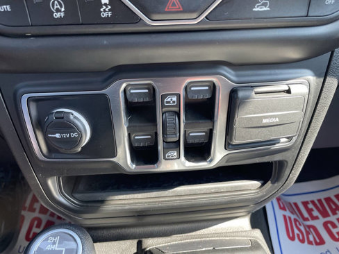 Used 2022 Jeep Wrangler Unlimited Sport image 23